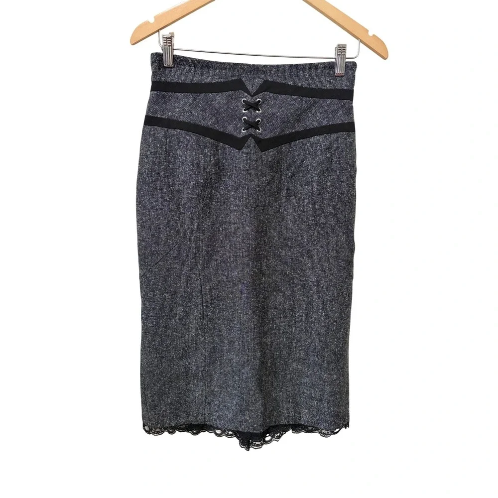Worthington Gray Tweed‎ Lace-Up Corset Waist Pencil Skirt with Lace Hem Size 4